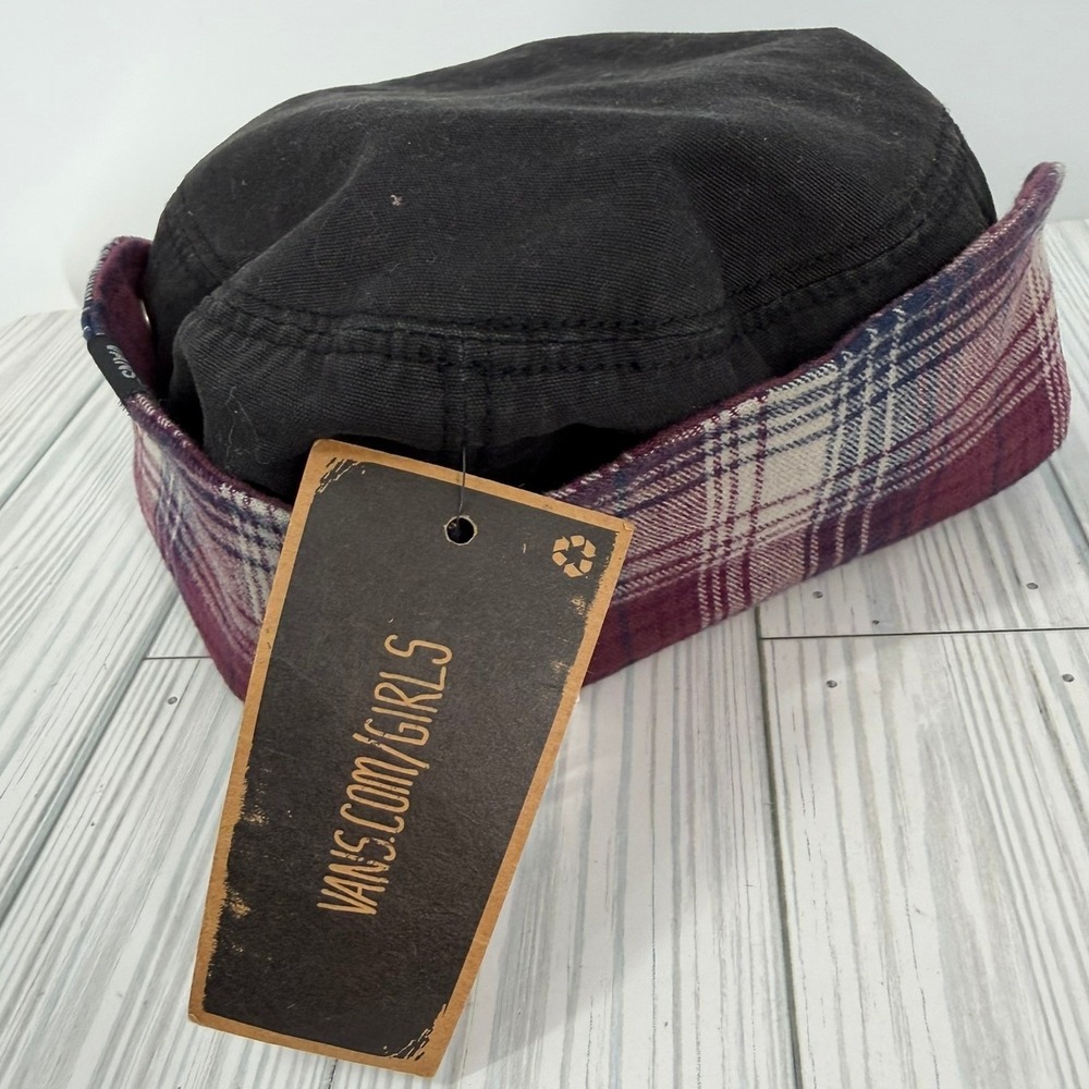 Vans Reversible Trenches Black Plaid Flannel Ear Flap Cap Women's Size SM NEW - Picture 9 of 15